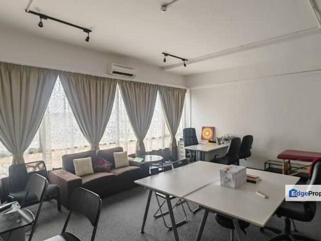 Shop for sale in Petaling, Damansara Damai
