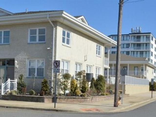 Condo for sale in Longport