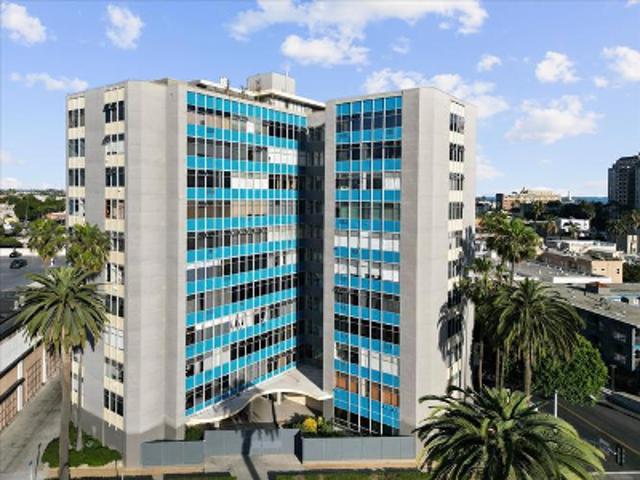 Condo for sale in Long Beach, California