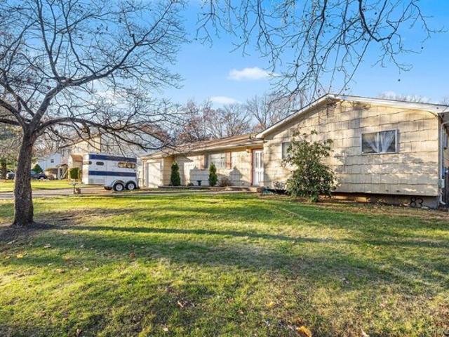 House for sale in Bohemia, New York