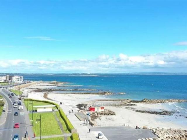 Property for sale in Loch Garman