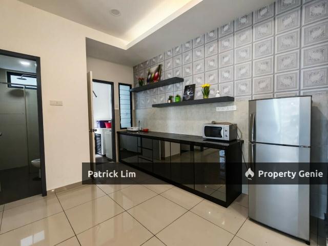 Condominium for sale in Malaka