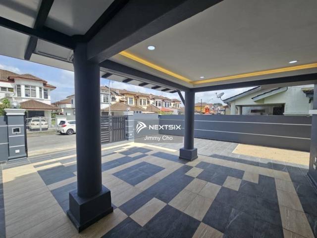 Residential House for sale in Malaka