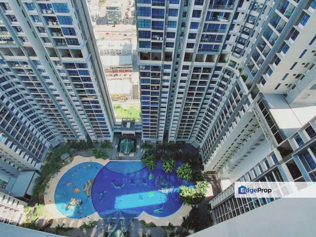 Condominium for rent in Malaka
