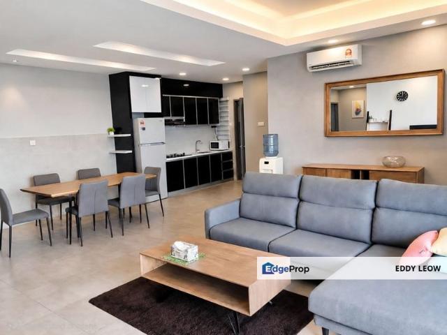 Condominium for rent in Malaka