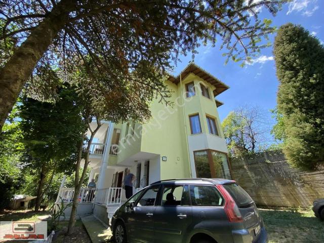 Kartepe, Kocaeli içerisinde kiralık Villa