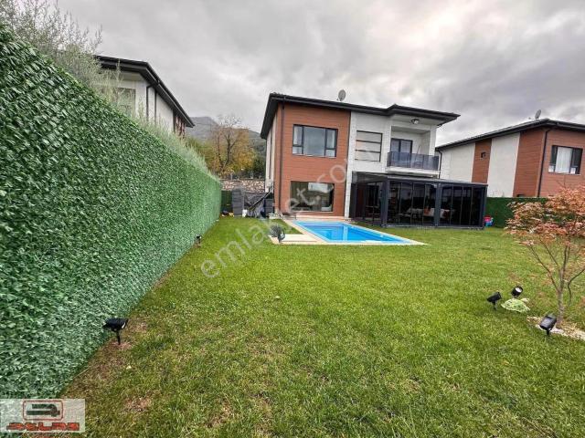 Kartepe, Kocaeli içerisinde kiralık Villa