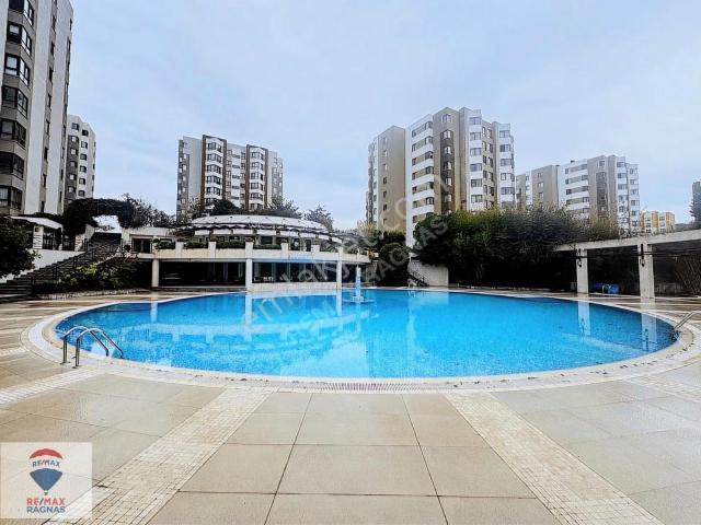 Pendik, İstanbul içerisinde satılık mülk