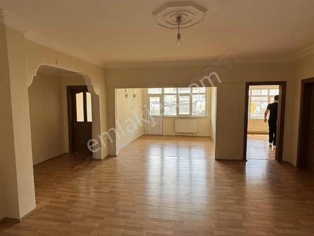Sultanbeyli, İstanbul içerisinde kiralık mülk