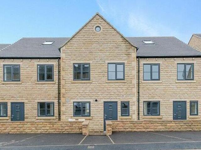 House for rent in Liversedge