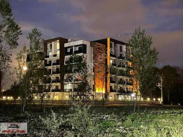 İzmit, Kocaeli içerisinde satılık Residence