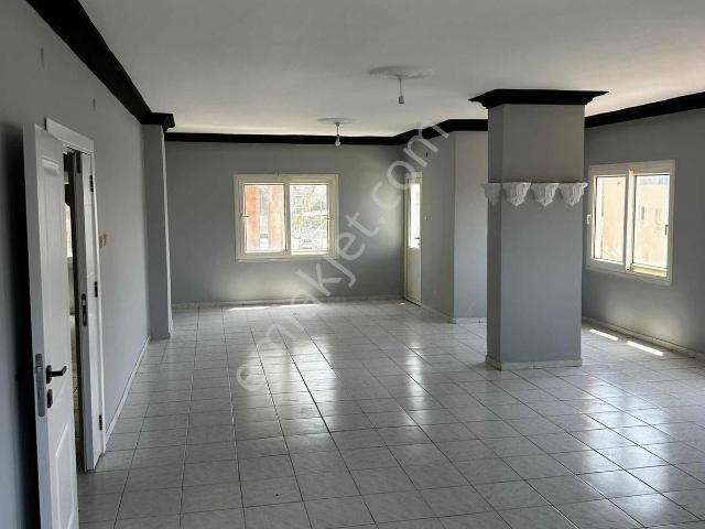 Yenişehir, Mersin içerisinde kiralık mülk