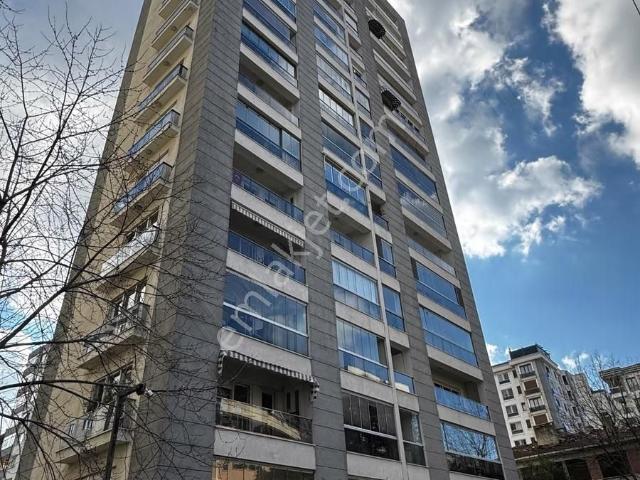 Kadiköy, İstanbul içerisinde satılık mülk