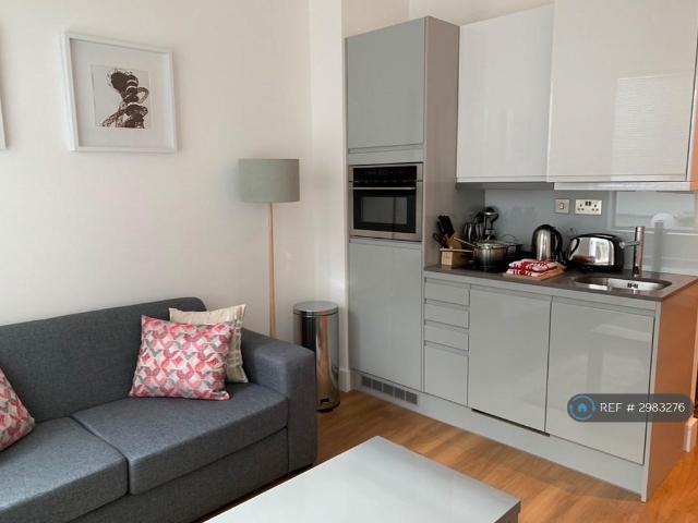 Apartment for rent in Chalvey, Slough