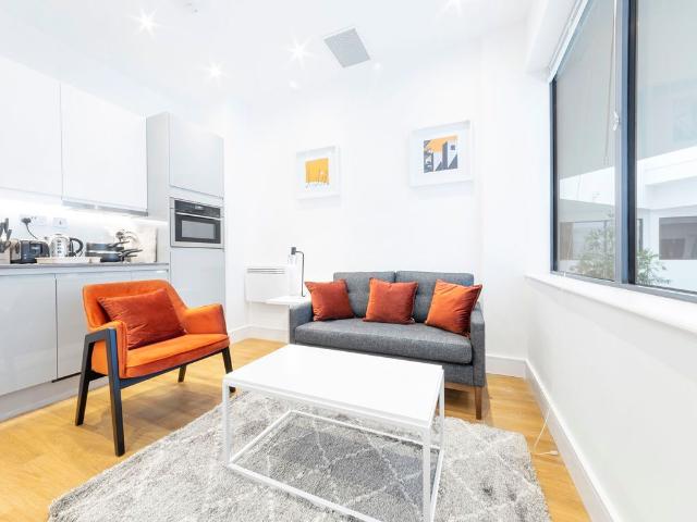 Studio for rent in Slough