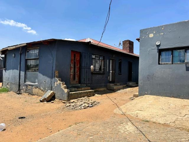 House for sale in Vosloorus, Gauteng