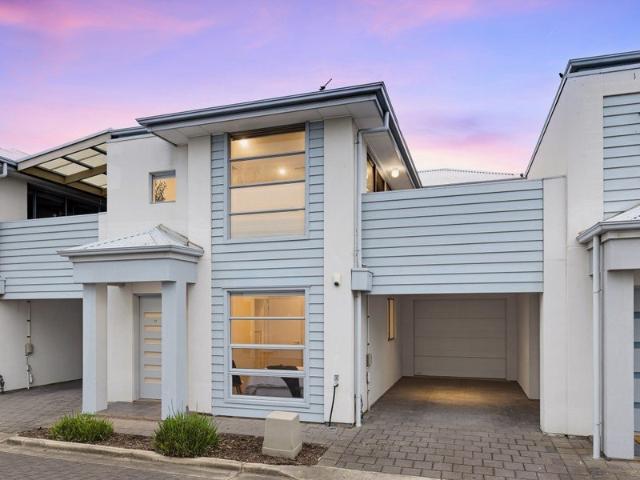 Townhouse for sale in Seaford Meadows, Adelaide