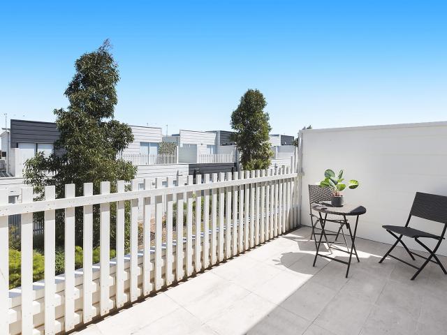 Townhouse for sale in Geelong, Victoria