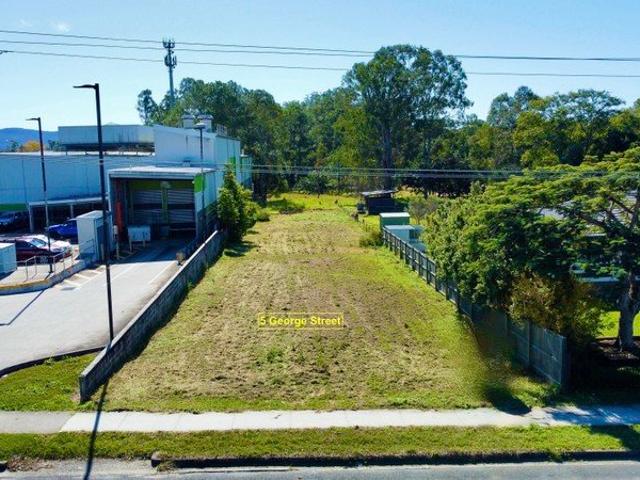 Cottage for sale in Toombul, Queensland