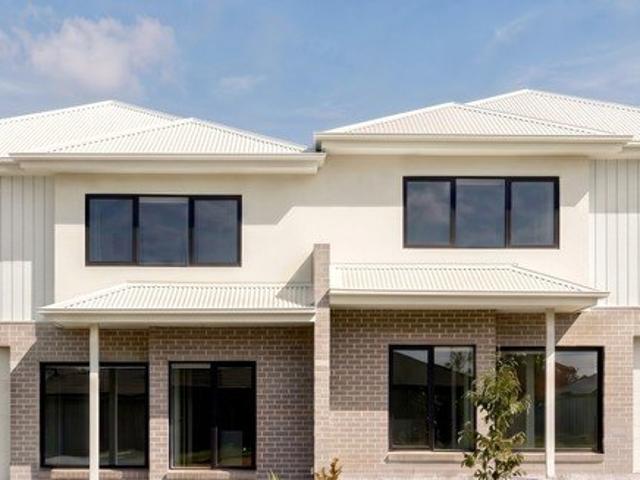 Townhouse for sale in Geelong, Victoria