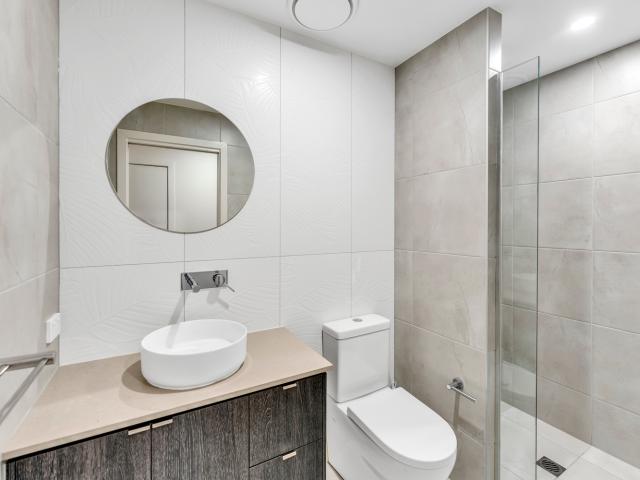 Apartment for sale in Helensvale Town Centre