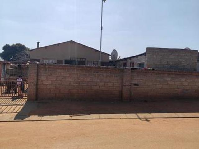 House for sale in Tembisa