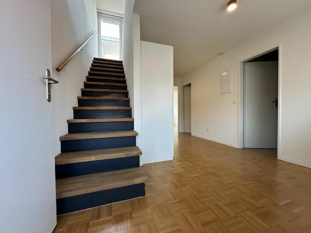 Attikawohnung kaufen in Urtenen, Bern