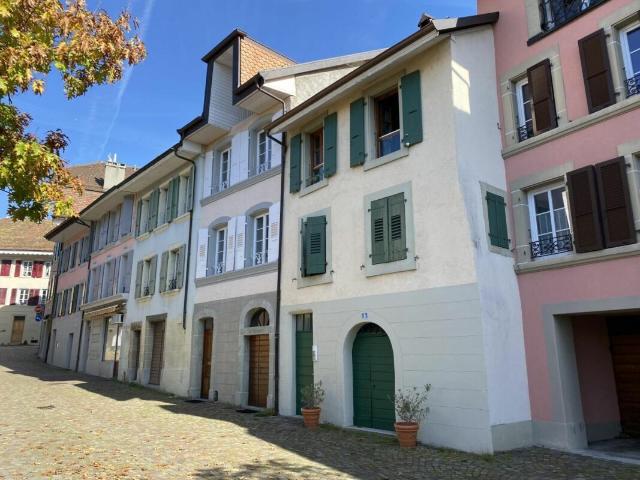 Attikawohnung mieten in La Croix, Lutry, Waadt