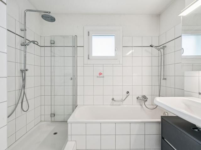 Attikawohnung kaufen in Hombrechtikon, Zürich