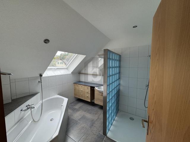 Attikawohnung mieten in Aarwangen, Verwaltungsregion Emmental-Oberaargau