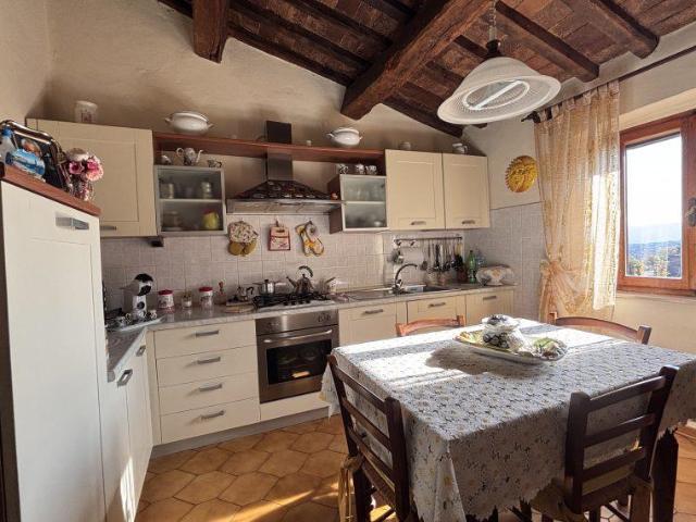 Casa in vendita a Chianni, Toscana