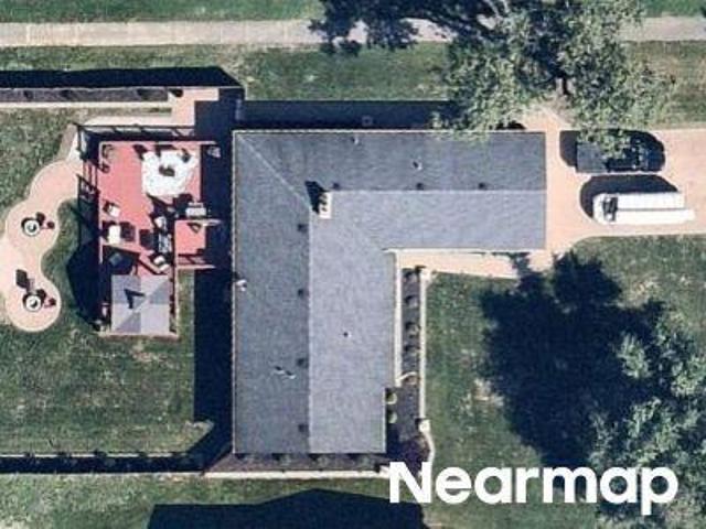 House for sale in Olympia Fields, Illinois