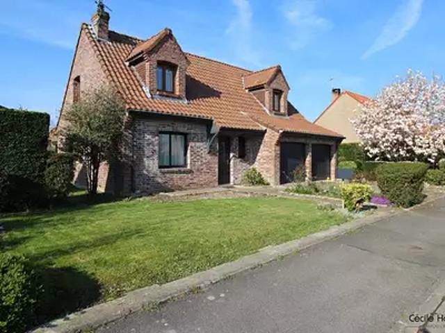 Maison vente à Lille, Attiches