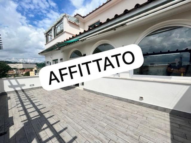 Appartamento in affitto a Axa, Roma Capitale