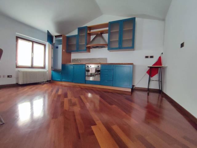 Appartamento in affitto a Sarnico, Lombardia