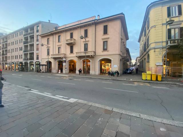 Appartamento in affitto a Campo Sportivo-Colombara, Saronno
