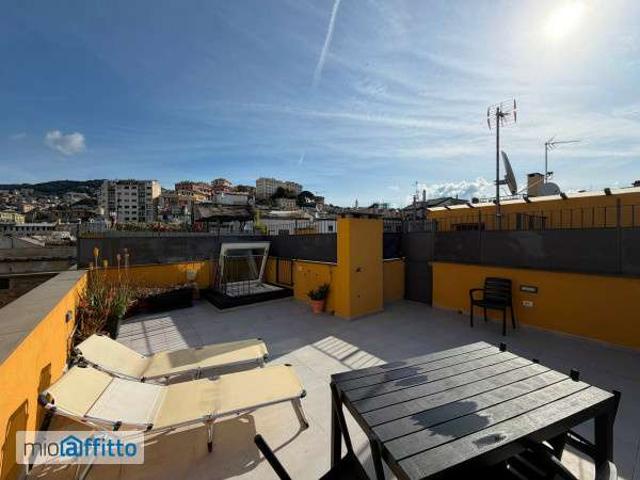 Appartamento in affitto a Centro Est, Serra Riccò