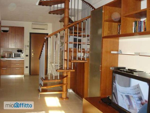 Appartamento in affitto a Commenda Est, Rovigo