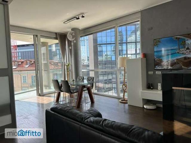 Appartamento in affitto a Municipio 9, Milano