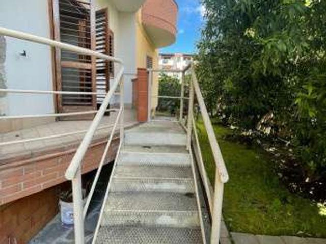 Appartamento in affitto a Carinaro, Campania