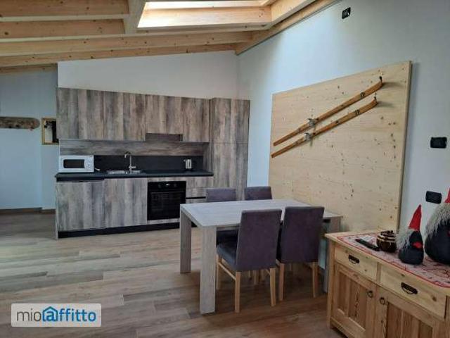 Appartamento in affitto a Comun General de Fascia, Moena