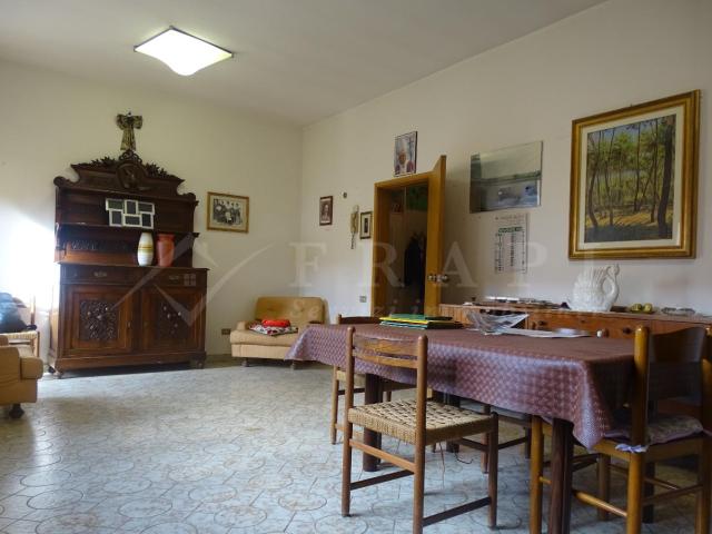 Attico in vendita a Agliana, Toscana