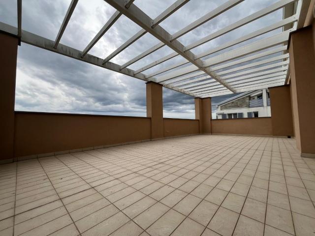 Attico in vendita a Bellaria, Pontedera