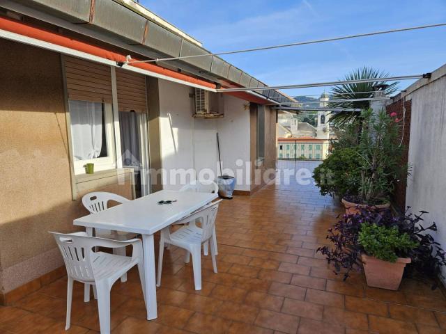 Villa Indipendente in affitto a Chiavari, Liguria