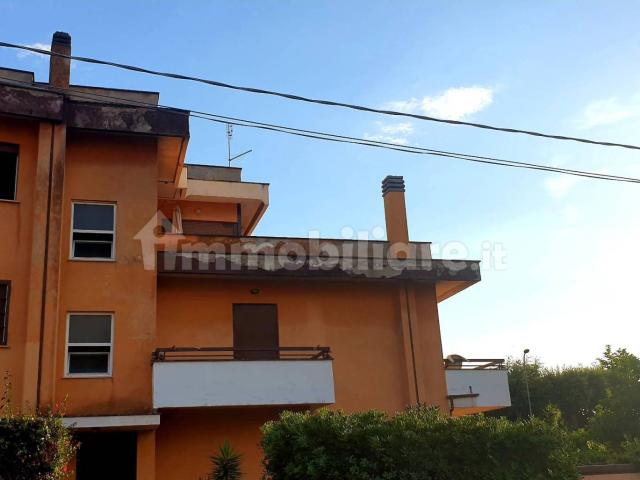 Villa Indipendente in affitto a Lido di Enea, Roma Capitale