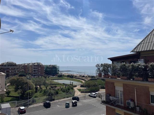 Attico in vendita a Lido di Ostia, Roma Capitale