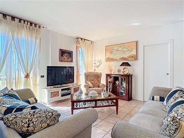 Attico in vendita a Lu Fangazzu, Cala Di Volpe