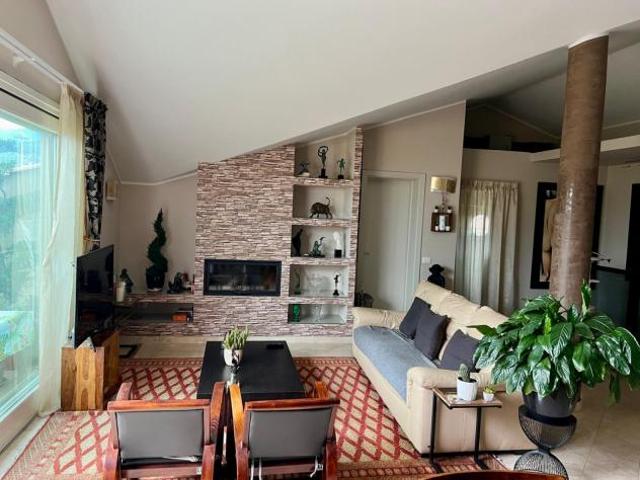 Attico in affitto a Montemurlo, Toscana