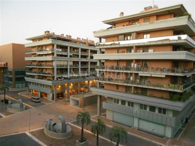 Casa in vendita a Parco Leonardo, Roma Capitale
