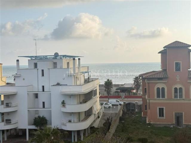 Attico in vendita a Lido di Ostia, Roma Capitale